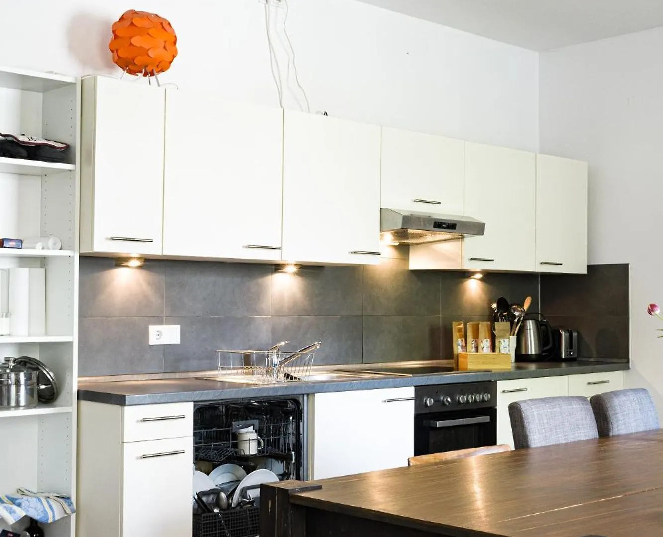Homestay T&K Hosting At Hauptbahnhof Apartment Munich